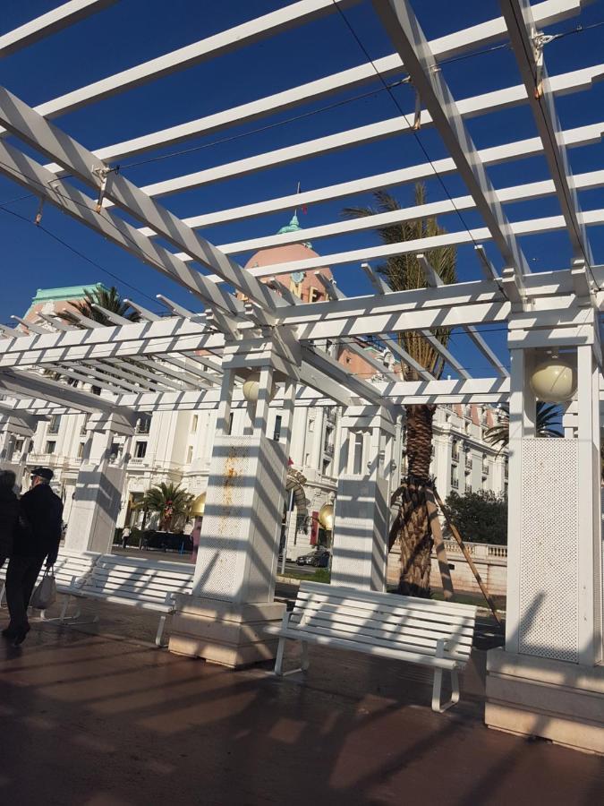 Nice Large 2Br Sunny 20 Meter Terrace Parking Beach Shops Exteriör bild